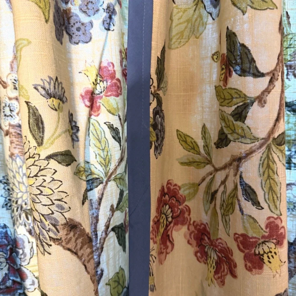N/A vintage curtain